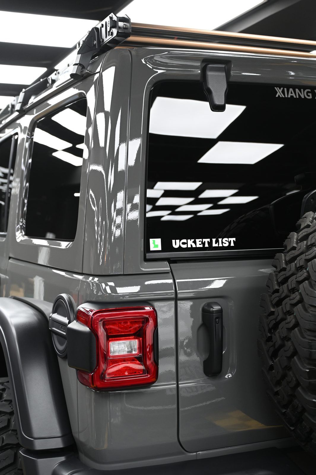Jeep Wrangler 漆面鍍膜完工與細節實拍 第 6 張（共 6 張）——捷匠淡水旗艦店施工實錄