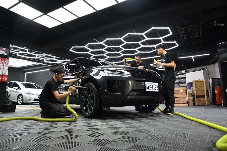 Range Rover Evoque 鍍膜 淡水汽車美容案例——捷匠