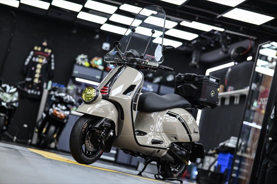 Vespa 拋光鍍膜完工——捷匠淡水店